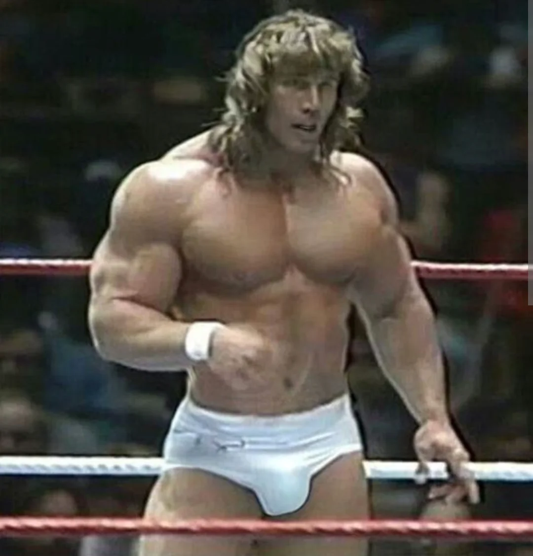 Kerry Von Erich bench press